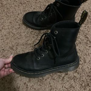 Black Doc Martens luana 1460’s. great condition.